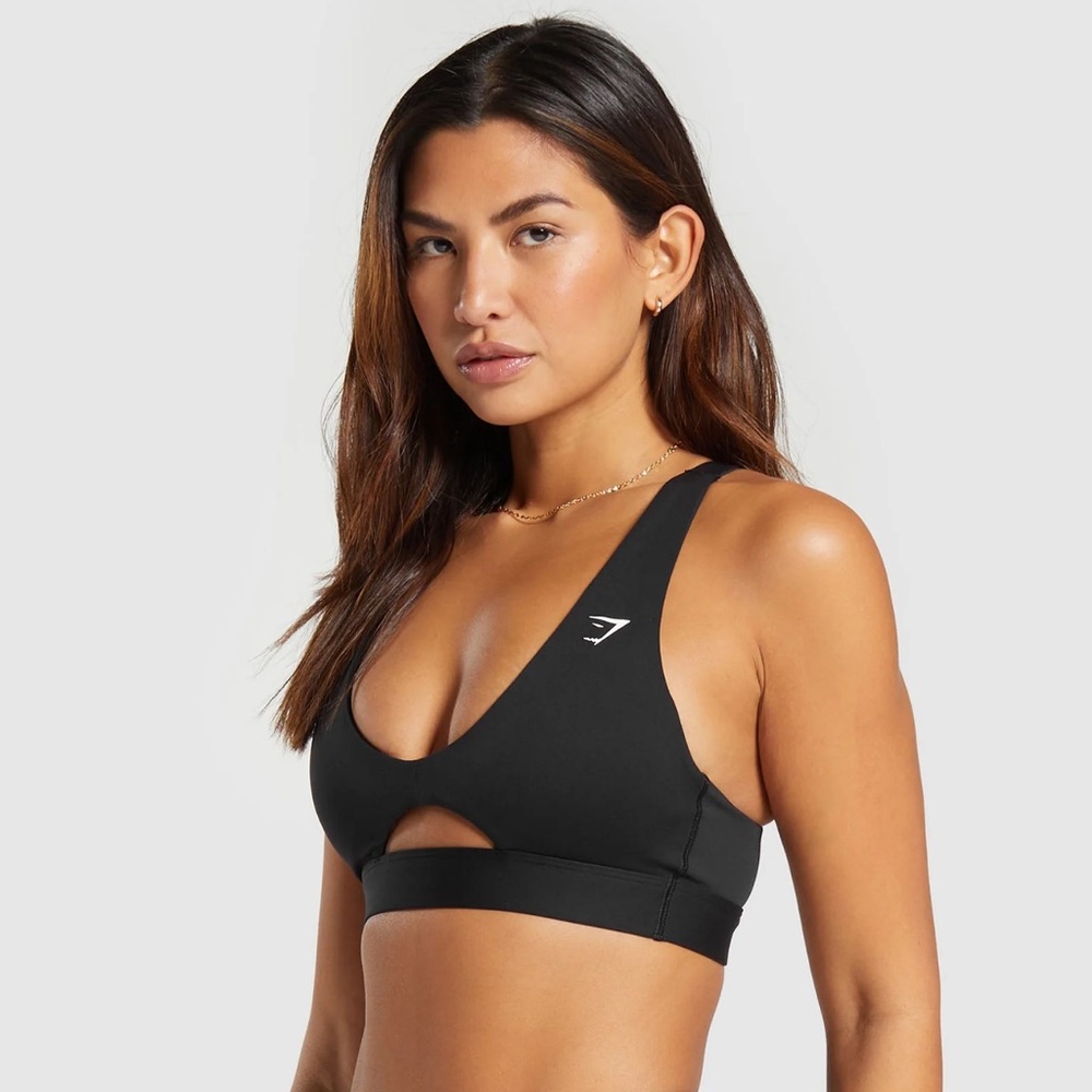 GYMSHARK PEEK A BOO SPORTS BRA